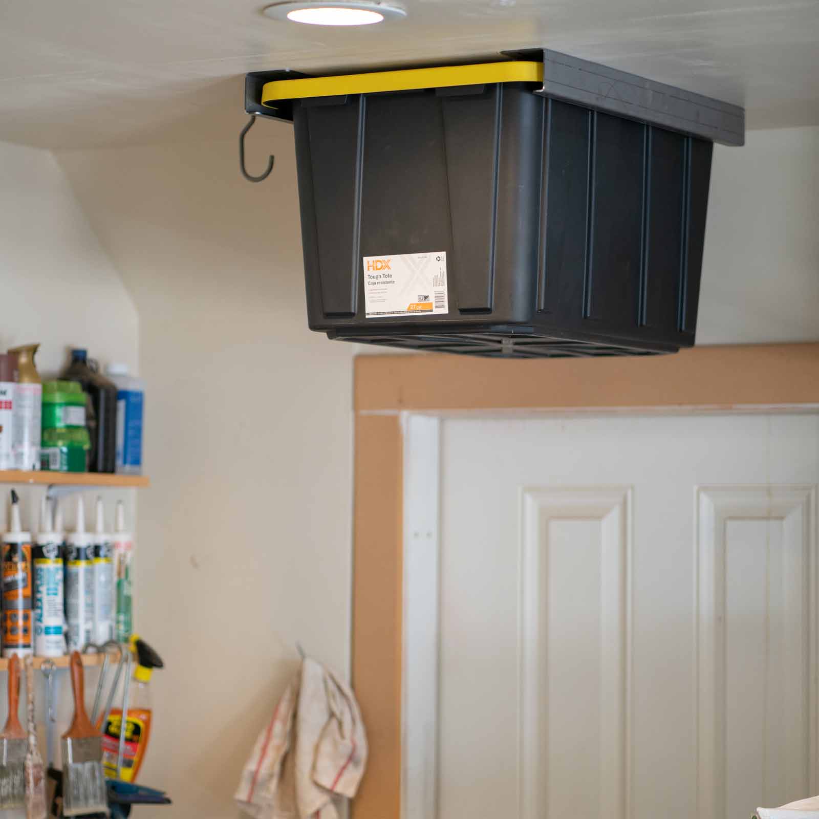 https://www.ruffstuffspecialties.com/mm5/graphics/00000001/2/overhead_tote_storage_bracket_2.jpg